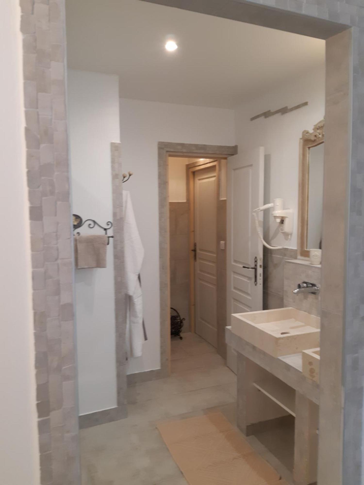 Belcodene Les Chambres Manon - Piscine, Spa, Tennis الغرفة الصورة